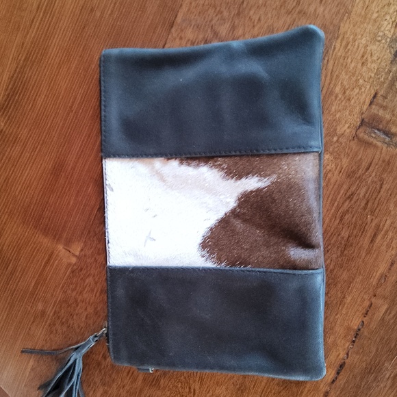 Leather cow hide clutch - Picture 2 of 5